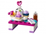 LEGO® Friends Stephanie's Friendship Cakes 41308 released in 2016 - Image: 4