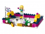 LEGO® Friends Snow Resort Ice Rink 41322 released in 2017 - Image: 6