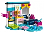 LEGO® Friends Stephanie's Bedroom 41328 released in 2017 - Image: 4