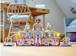 LEGO® Friends Heartlake City Shopping Mall 41450 released in 2021 - Image: 19
