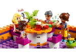 LEGO® Friends Heartlake City Community Kitchen 41747 released in 2023 - Image: 7
