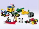 LEGO® Creator Adventures with Max & Tina 4175 released in 2001 - Image: 1