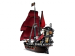 LEGO® Pirates of the Caribbean Queen Anne’s Revenge 4195 released in 2011 - Image: 3