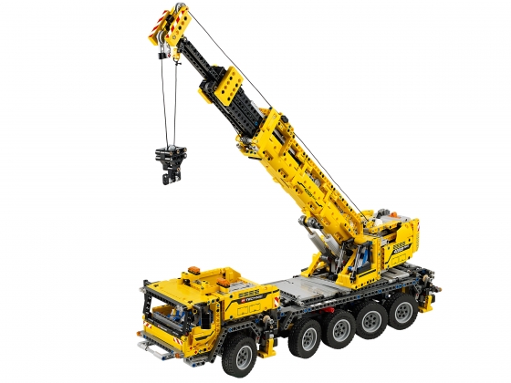 LEGO® Technic Mobile Crane MK II 42009 released in 2013 - Image: 1