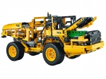 LEGO® Technic Remote-Controlled VOLVO L350F Wheel Loader 42030 released in 2014 - Image: 7