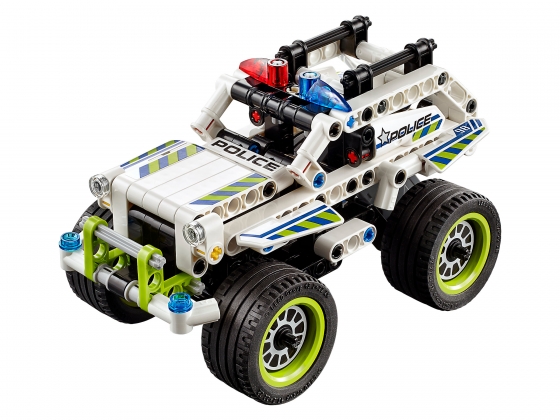 LEGO® Technic Polizei-Interceptor 42047 erschienen in 2016 - Bild: 1