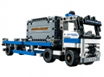 LEGO® Technic Container Yard 42062 released in 2017 - Image: 4