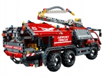 LEGO® Technic Airport Rescue Vehicle 42068 released in 2017 - Image: 4