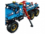 LEGO® Technic 6x6 All Terrain Tow Truck 42070 released in 2017 - Image: 5