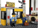 LEGO® Town City Garage 4207 released in 2012 - Image: 7