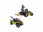 LEGO® Technic Heavy Duty Forklift 42079 released in 2018 - Image: 4
