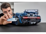 LEGO® Technic Bugatti Chiron 42083 erschienen in 2018 - Bild: 9