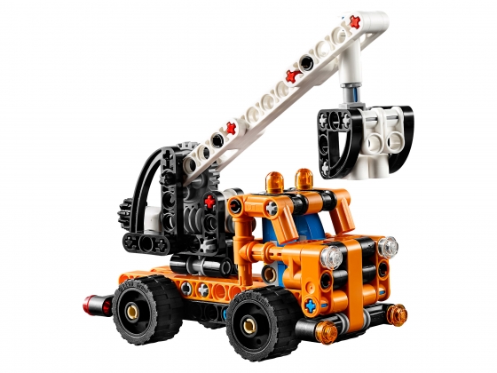 LEGO® Technic Cherry Picker 42088 released in 2018 - Image: 1