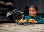 LEGO® Technic Hydraulikbagger 42121 erschienen in 2021 - Bild: 11