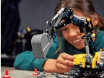 LEGO® Technic Hydraulikbagger 42121 erschienen in 2021 - Bild: 12
