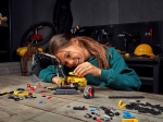 LEGO® Technic Heavy-Duty Excavator 42121 released in 2021 - Image: 10