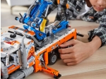 LEGO® Technic Heavy-duty Tow Truck 42128 released in 2021 - Image: 16