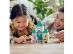 LEGO® Disney Anna and Olaf's Castle Fun 43204 released in 2022 - Image: 7