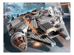 LEGO® Star Wars™ Millennium Falcon 4504 released in 2003 - Image: 1