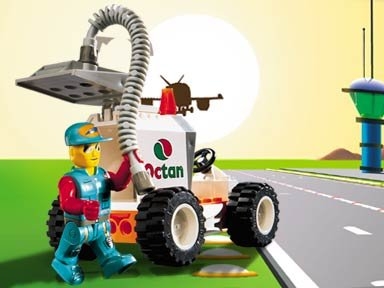 LEGO® 4 Juniors Rapid Response Tanker 4616 released in 2002 - Image: 1