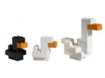 LEGO® Creator Box of Bricks 4780 released in 2005 - Image: 2