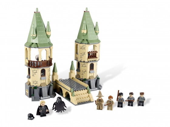 LEGO® Harry Potter Hogwarts™ 4867 released in 2011 - Image: 1
