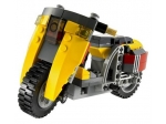 LEGO® Creator Revvin' Riders 4893 released in 2006 - Image: 4