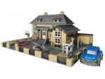 LEGO® Creator Model Town House 4954 released in 2007 - Image: 2