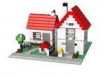 LEGO® Creator House 4956 released in 2007 - Image: 1