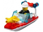 LEGO® Town Fire Boat 4992 released in 2007 - Image: 1