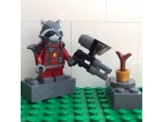 LEGO® Marvel Super Heroes Rocket Raccoon 5002145 erschienen in 2014 - Bild: 3