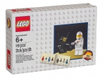 LEGO® Space D2C Minifigure Retro Set 2014 5002812 erschienen in 2014 - Bild: 2