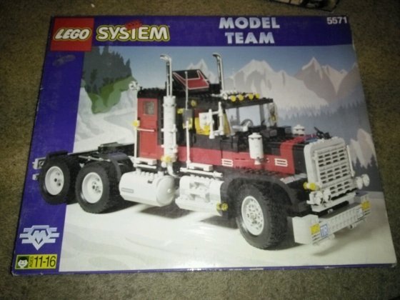 LEGO® Model Team Giant Truck 5571 released in 1996 - Image: 1