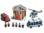 LEGO® Town Museum Break-in 60008 released in 2013 - Image: 1