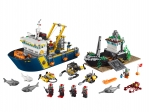 LEGO® Town Deep Sea Exploration Vessel 60095 released in 2015 - Image: 1