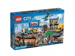 LEGO® Town City Square 60097 released in 2015 - Image: 2