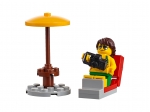 LEGO® City Stadtbewohner – Ein Tag am Strand 60153 erschienen in 2017 - Bild: 13