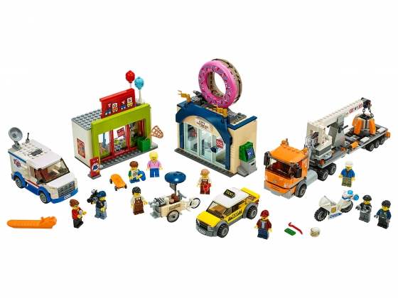 LEGO® City Donut shop opening 60233 released in 2019 - Image: 1