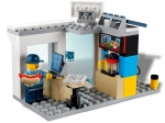 LEGO® City Service Station 60257 released in 2019 - Image: 6