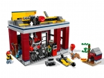 LEGO® City Tuning Workshop 60258 released in 2019 - Image: 4