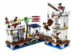 LEGO® Pirates Soldiers' Fort 6242 released in 2009 - Image: 4