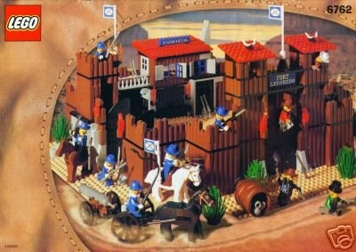 LEGO® Western Fort Legoredo 6762 released in 2002 - Image: 1