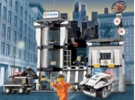 LEGO® Town Police HQ 7035 released in 2003 - Image: 1