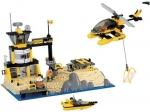 LEGO® Town Coast Watch HQ 7047 released in 2003 - Image: 1