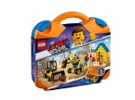 LEGO® The LEGO Movie Emmet's Builder Box! 70832 released in 2018 - Image: 2