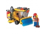 LEGO® Town Straßenkehrmaschine 7242 erschienen in 2005 - Bild: 1