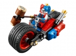 LEGO® DC Comics Super Heroes Batman™: Batcycle-Verfolgungsjagd in Gotham City 76053 erschienen in 2016 - Bild: 6