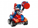 LEGO® DC Comics Super Heroes Mighty Micros: Batman™ vs. Harley Quinn™ 76092 released in 2018 - Image: 5