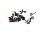LEGO® DC Comics Super Heroes Batcycle-Duell mit Mr. Freeze™ 76118 erschienen in 2019 - Bild: 4