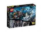LEGO® DC Comics Super Heroes Mr. Freeze™ Batcycle™ Battle 76118 released in 2019 - Image: 5